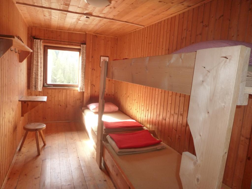 Вилла Binsalm- Schutzhuette Vomp Номер фото