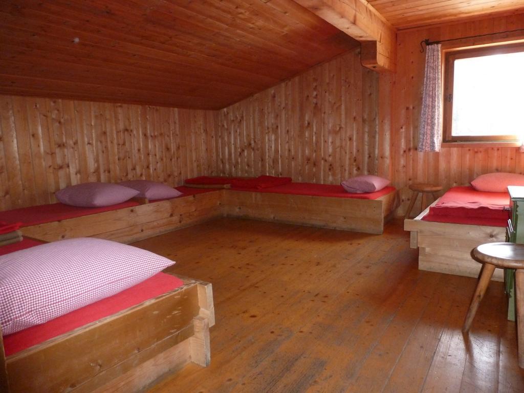 Вилла Binsalm- Schutzhuette Vomp Номер фото