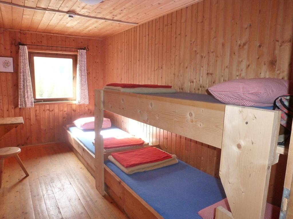 Вилла Binsalm- Schutzhuette Vomp Номер фото